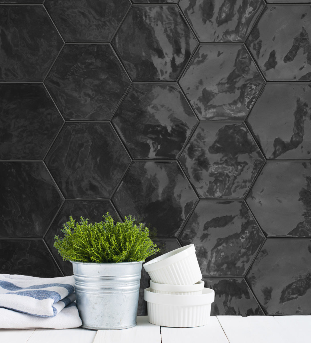 Obklad Hexa Wall Black Swan 17,3x15